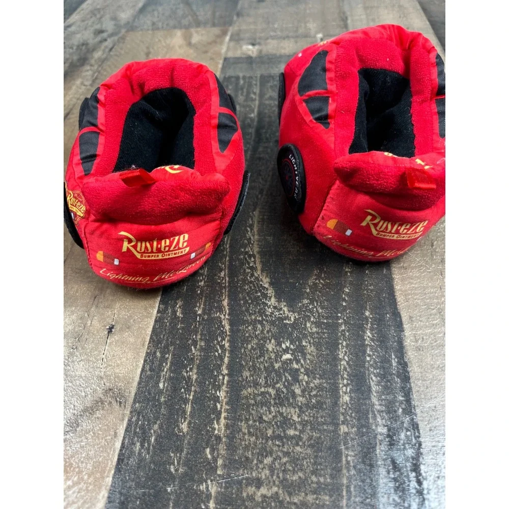 Disney Pixar Cars Lightning McQueen Red Plush Slippers Kids Size‎ 9/10 Rust-eze